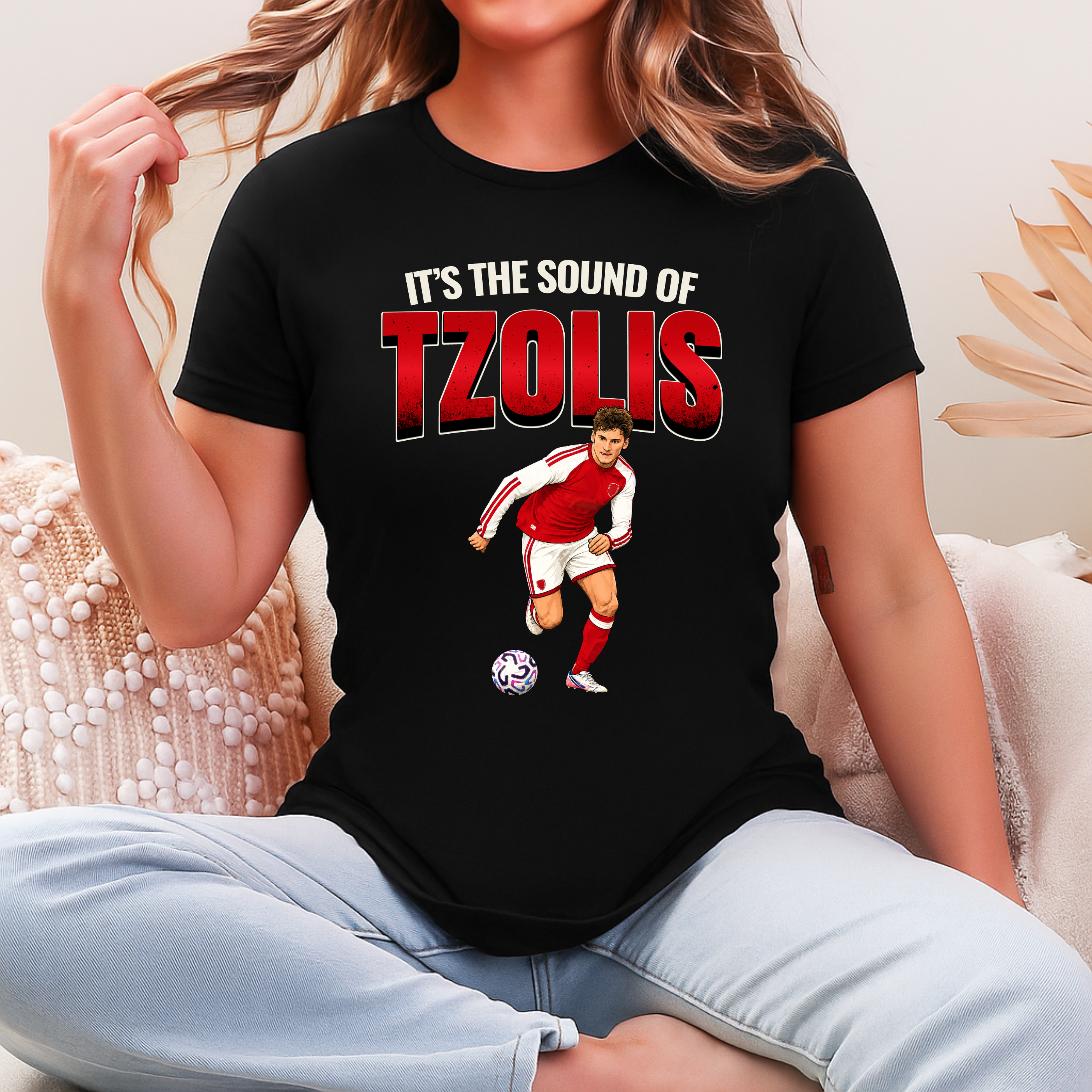 THE SOUND OF TZOLIS
